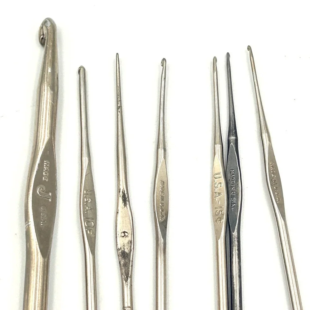 Vintage Mixed Metal Crochet‎ Hook Lot Boye Susan Bates Milwards USA J 6 8 9 10
